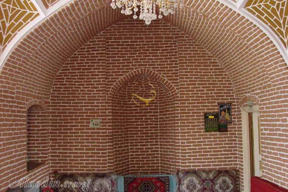 آرامگاه شیخ محمود شبستری | علاءالدین تراول