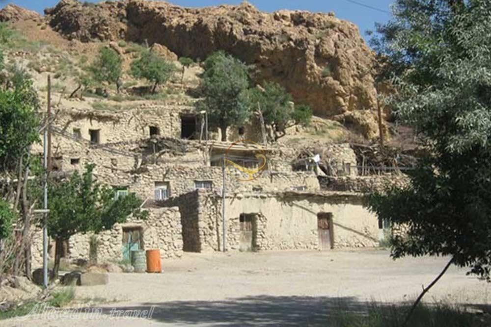 روستای مسینان در شهر بابک | علاءالدین تراول