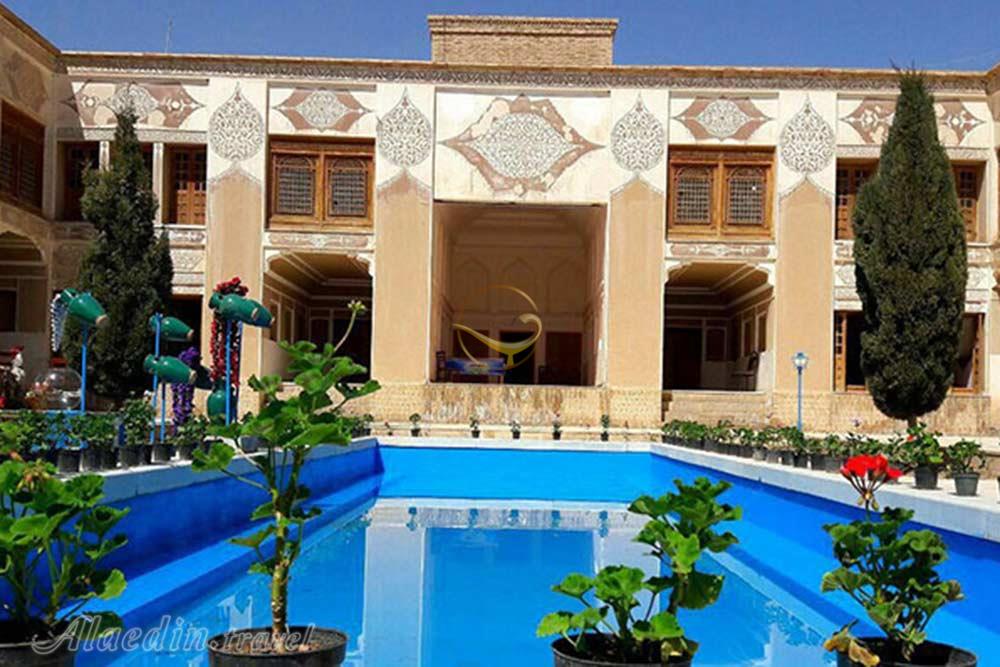 عمارت موسی خان در شهر بابک | علاءالدین تراول