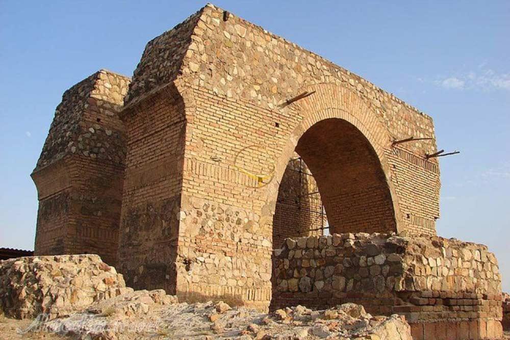 آتشکده ری (تپه میل) | علاءالدین تراول