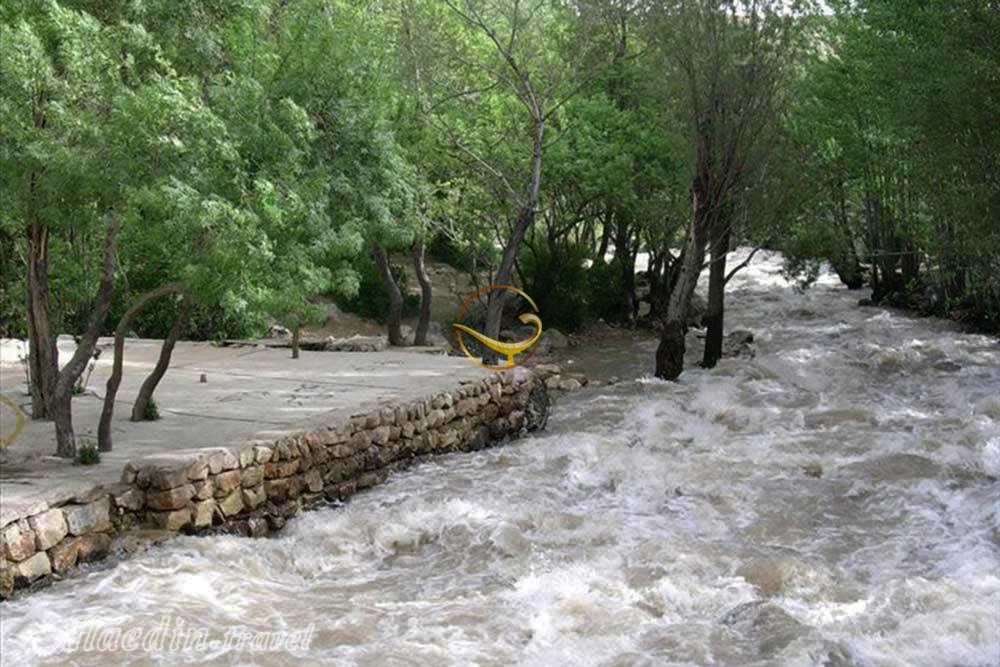 منطقه تفریحی پیرغار شهرکرد | علاءالدین تراول