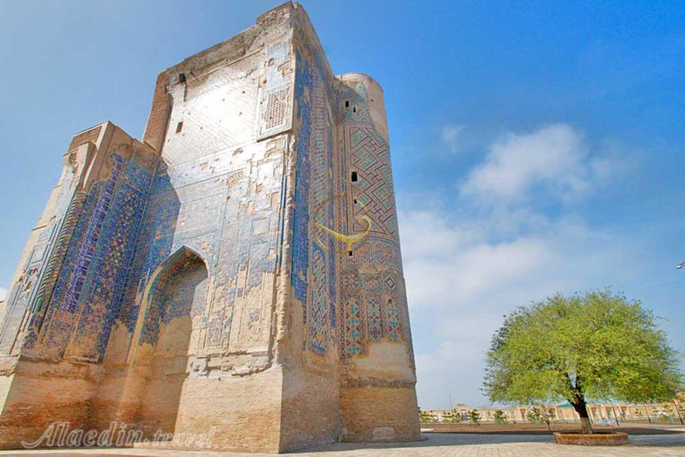 کاخ آق سرای در شهر سبز | کاخ آق سرای در شهر سبز