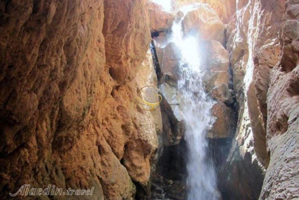 آبشار تنگه داستان شهر مجن در شاهرود | علاءالدین تراول