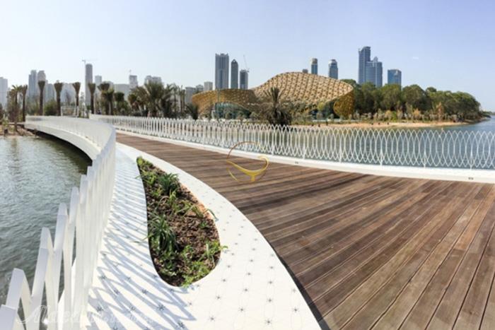 جزیره نور شارجه - امارات متحده عربی