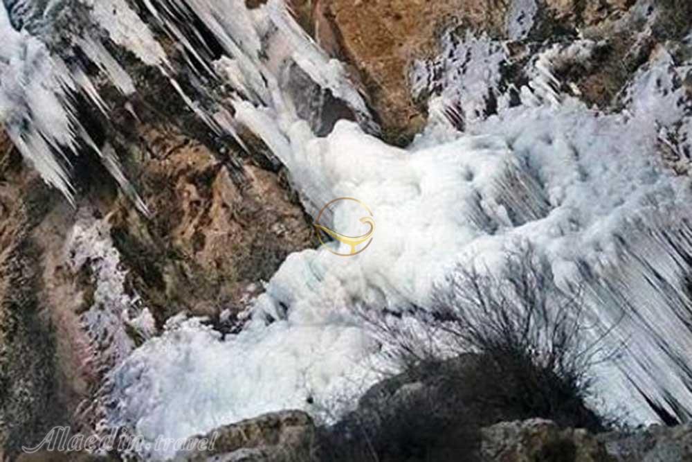 آبشار دشت ارژن (چرونیز) شیراز | علاءالدین تراول