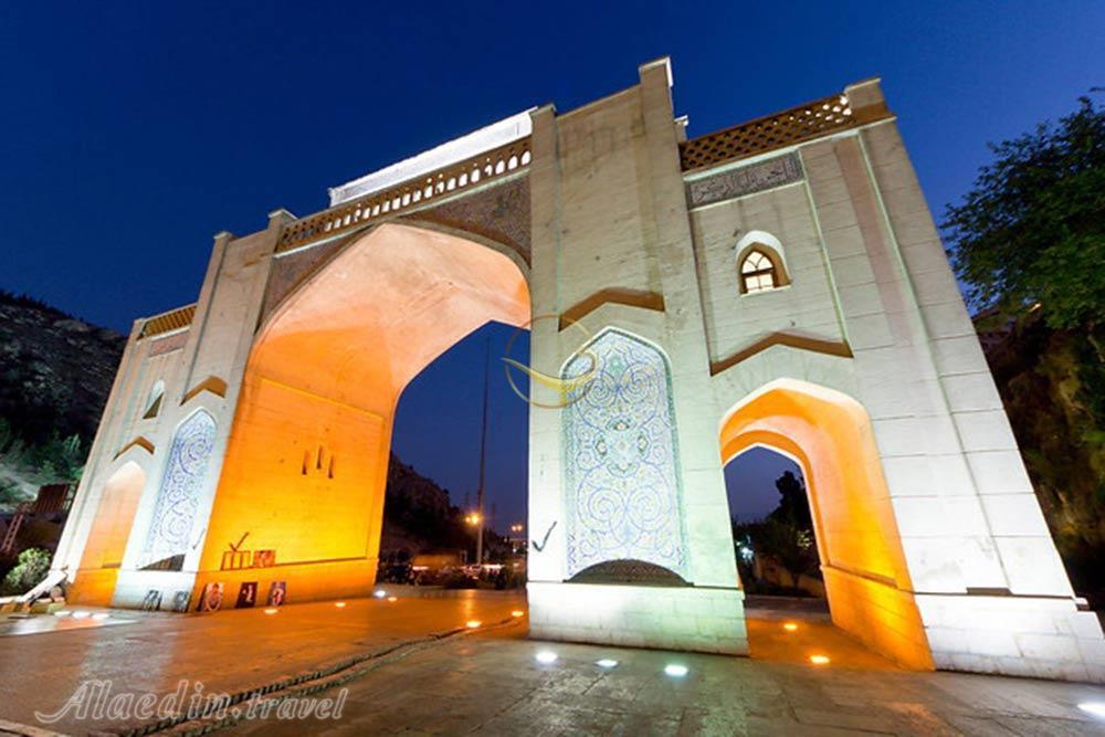 دروازه قرآن در شیراز | علاءالدین تراول