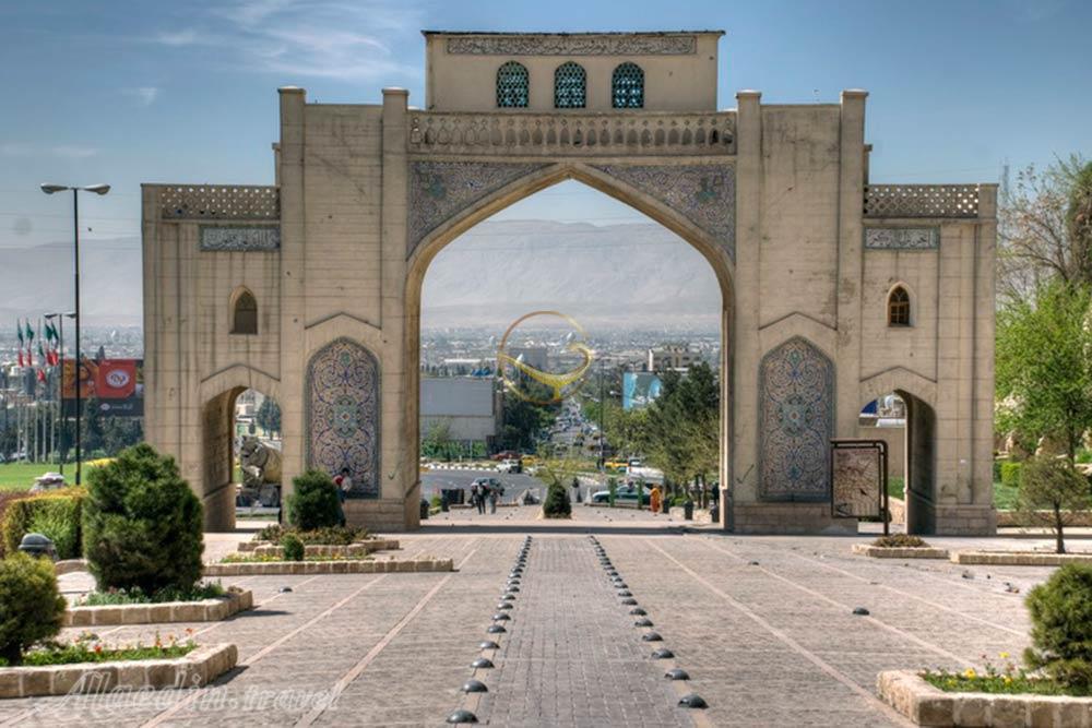 دروازه قرآن در شیراز | علاءالدین تراول