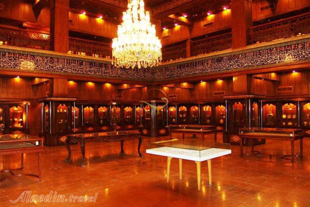 موزه حرم مطهر شاه چراغ در شیراز | علاءالدین تراول