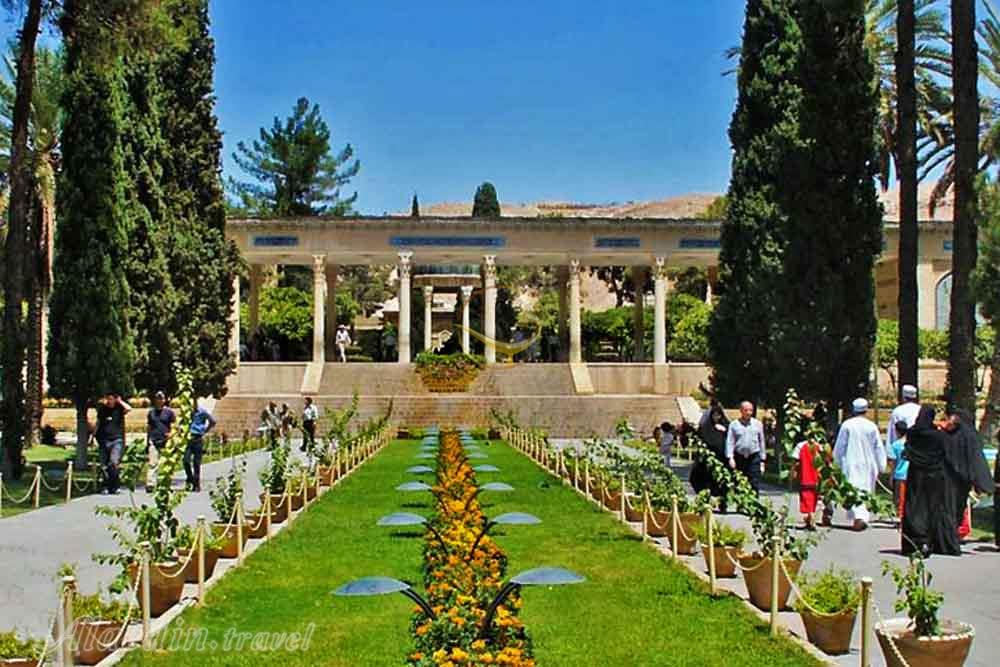 آرامگاه حافظ شیراز | علاءالدین تراول