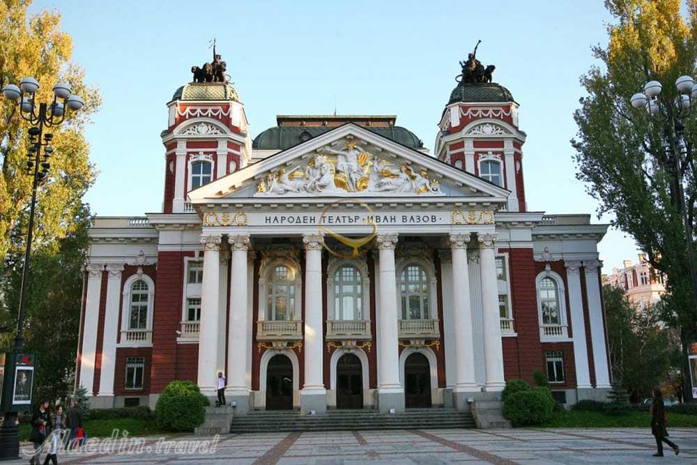 تئاتر ملی ایوان وازوف صوفیه - بلغارستان | علاءالدین تراول