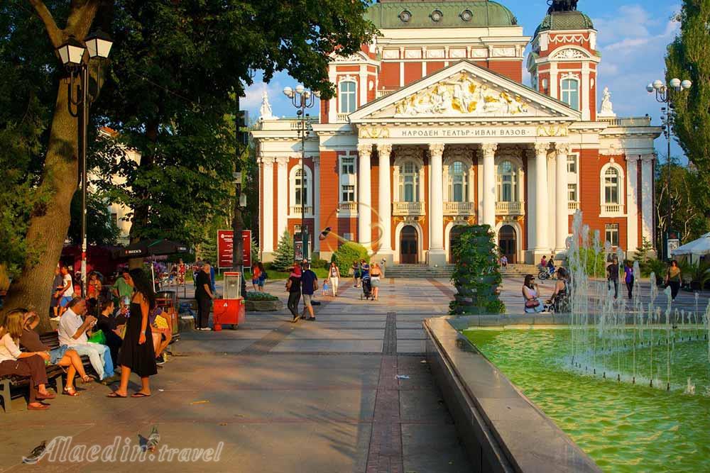 میدان شاهزاده الکساندر باتنبرگ صوفیه - بلغارستان | علاءالدین تراول