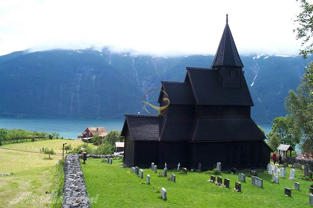 کلیسای چوبی اورنس در سون او فیوردانه - نروژ | علاءالدین تراول