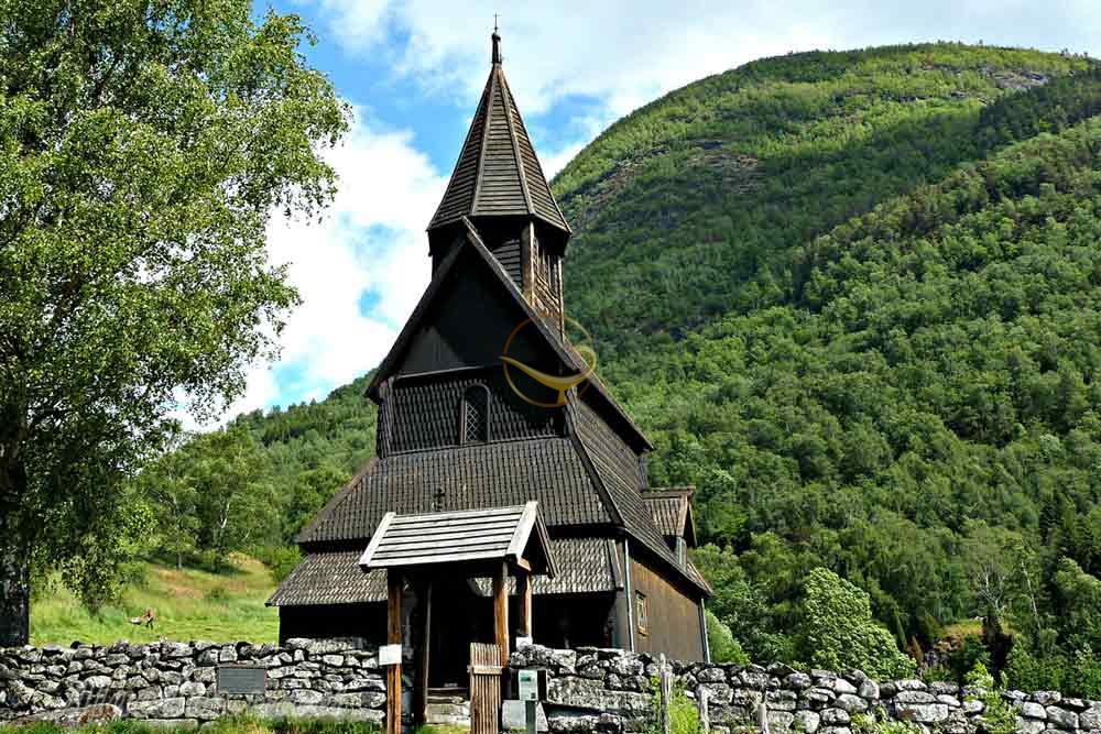 کلیسای چوبی اورنس در سون او فیوردانه - نروژ | علاءالدین تراول
