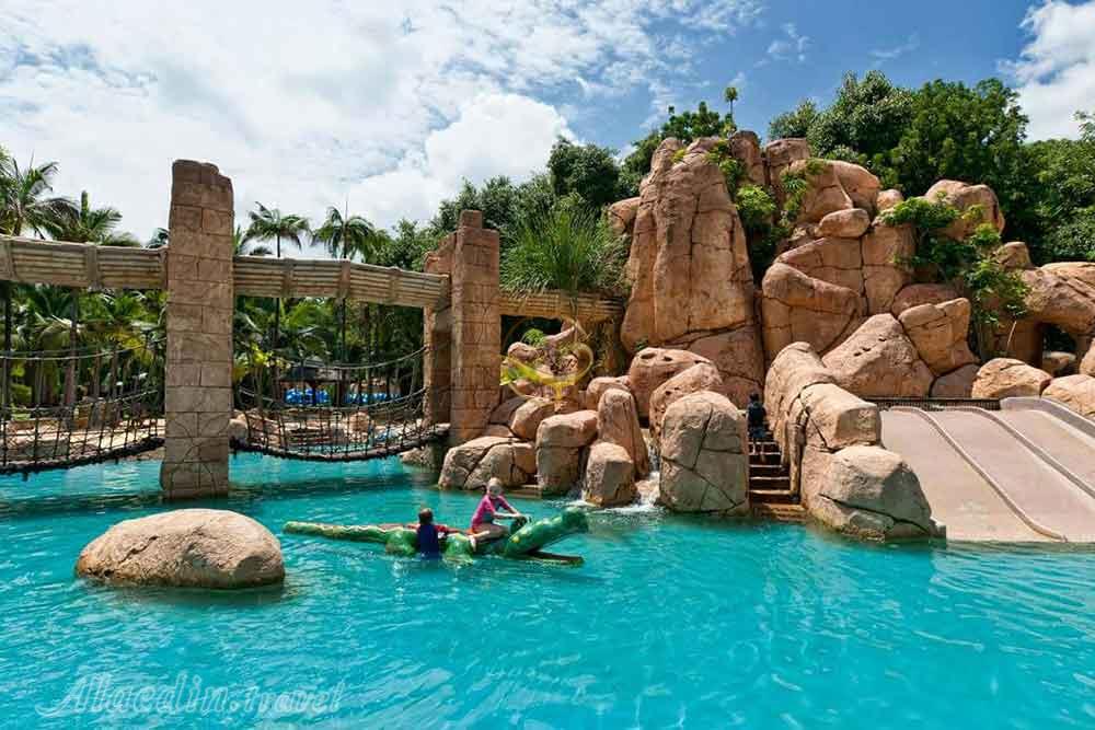 پارک آبی شهرموج ها سان سیتی | علاءالدین تراول