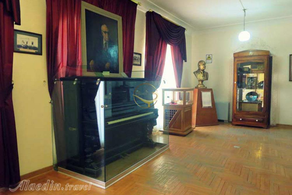 محوطه داخلی خانه امیر نظام گروسی تبریز (موزه قاجار) | علاءالدین تراول