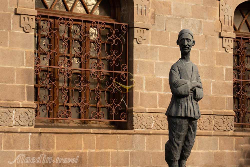 موزه کاریکاتور تبریز | علاءالدین تراول