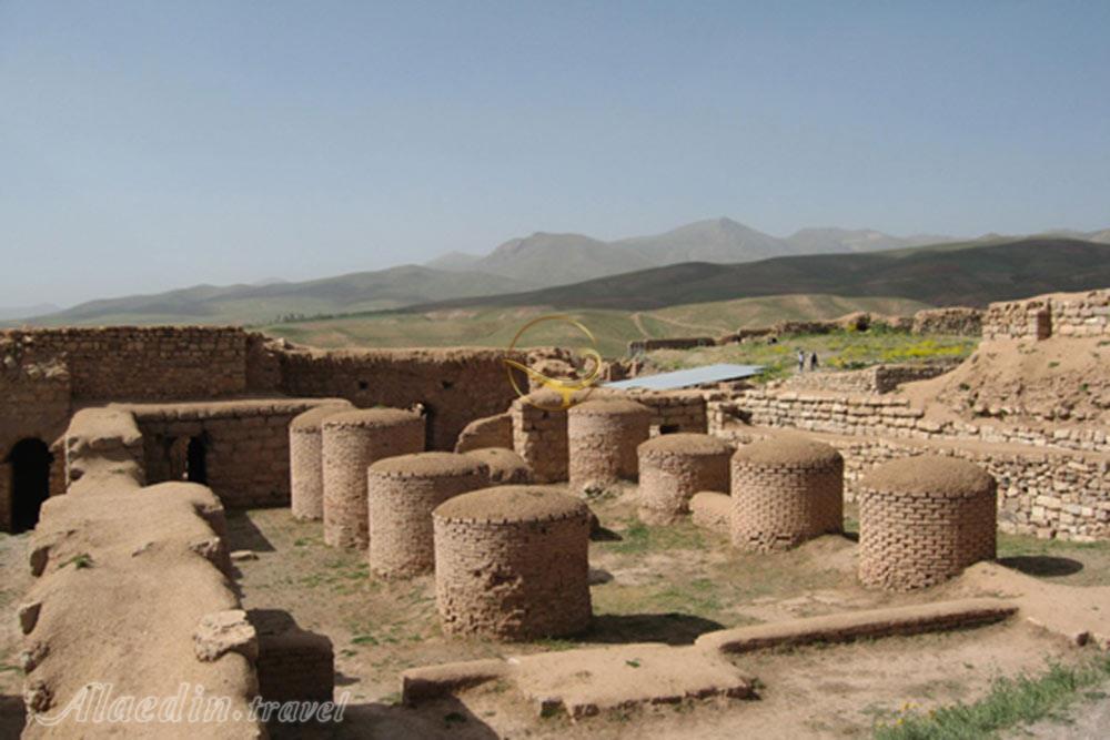 تخت سلیمان تکاب | علاءالدین تراول