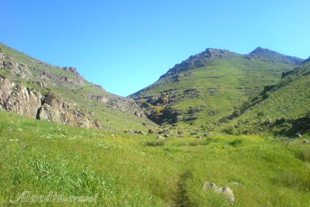 آبشار دگاهی در طارم | علاءالدین تراول