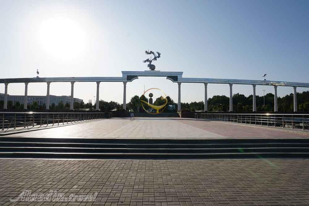 میدان استقلال تاشکند ازبکستان | علاءالدین تراول