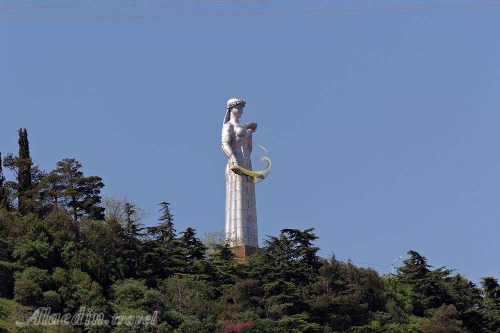 مجسمه مادر در تفلیس - گرجستان (کارتلیس ددا) | علاءالدین تراول