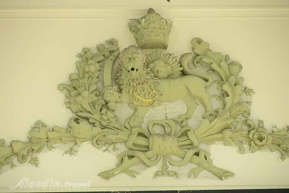 کوشک احمدشاهی در کاخ نیاوران تهران