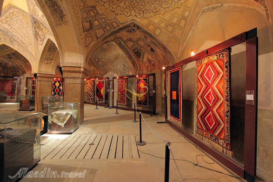 موزه فرش ایران در تهران | علاءالدین تراول