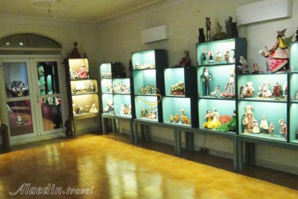موزه عروسک های ملل - تهران | علاءالدین تراول