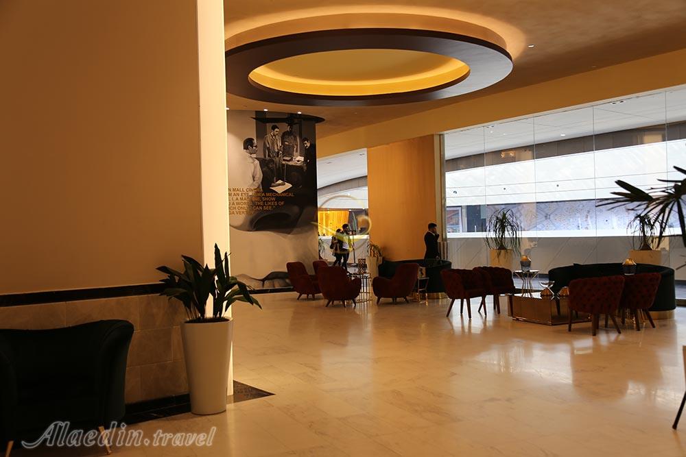 پردیس سینمایی ایران مال - تهران | علاءالدین تراول