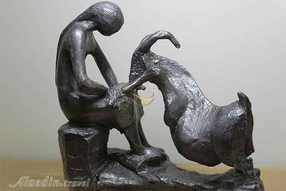 موزه جهان نما در کاخ نیاوران تهران | علاءالدین