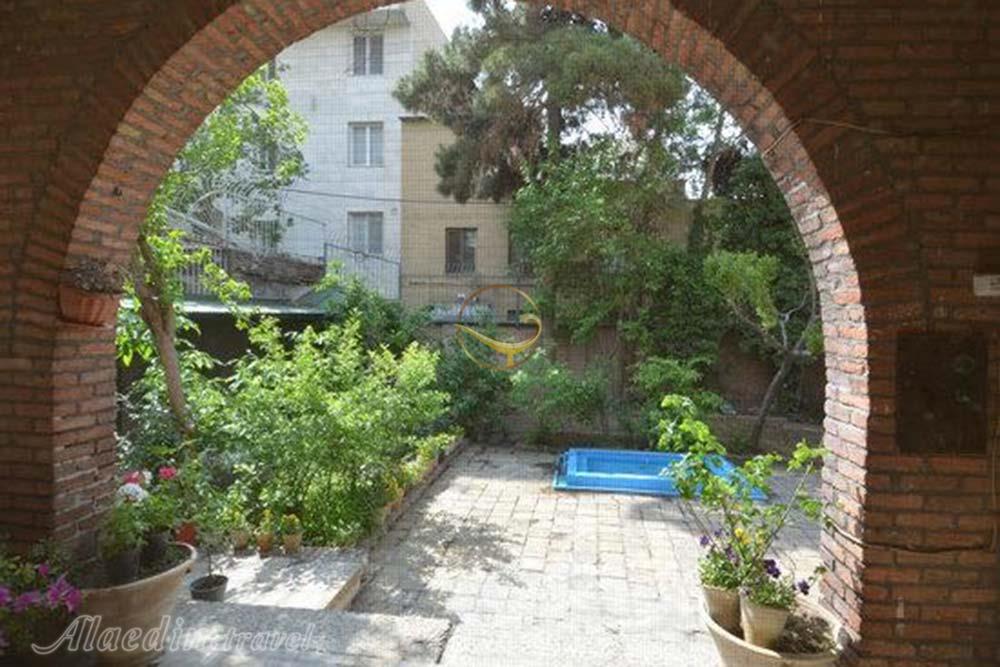 خانه جلال آل احمد (خانه موزه سیمین و جلال) تهران | علاءالدین تراول