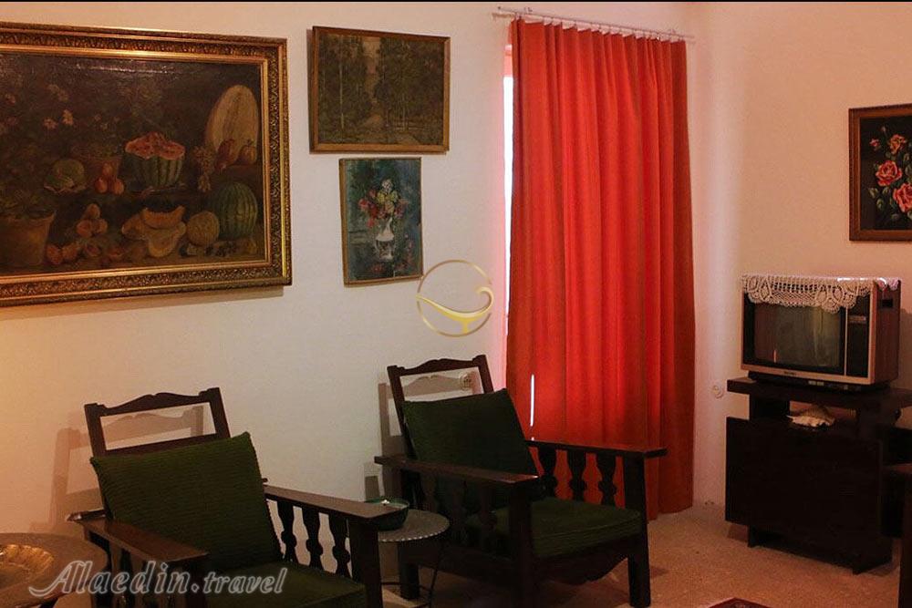 خانه جلال آل احمد (خانه موزه سیمین و جلال) تهران | علاءالدین تراول