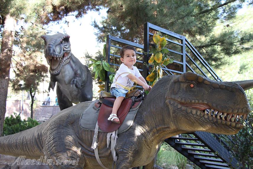 پارک ژوراسیک تهران | علاءالدین تراول