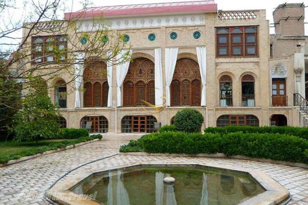 خانه کاظمی در تهران (خانه موزه تهران قدیم) | علاءالدین تراول