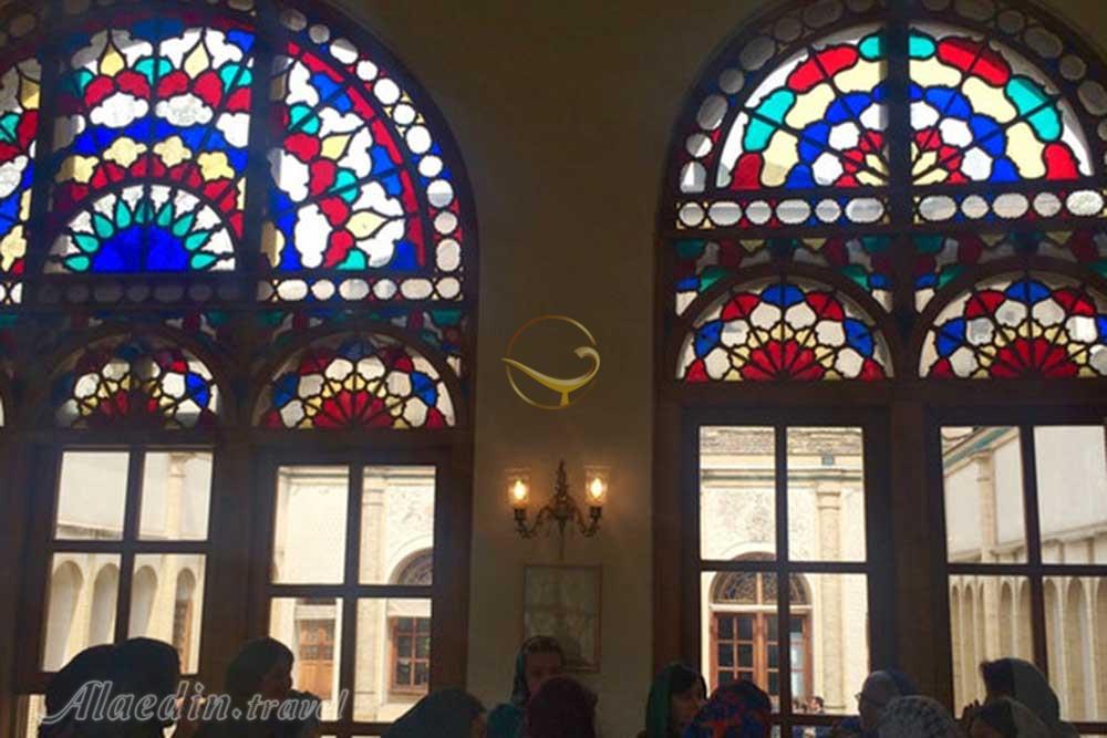 کافه مسعودیه تهران | علاءالدین تراول