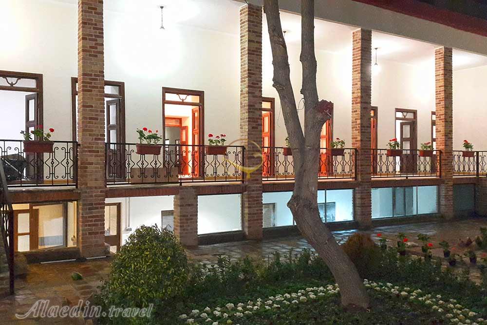 خانه مهربان تهران | علاءالدین تراول