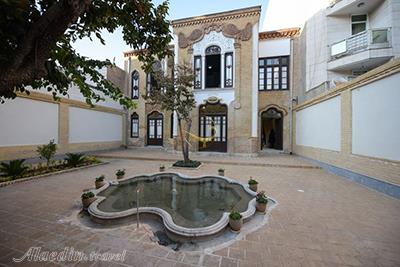 خانه مینایی