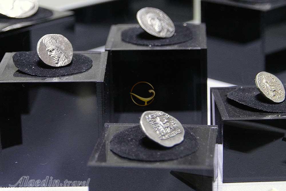 موزه پول ( تماشاگه پول) در تهران | علاءالدین تراول