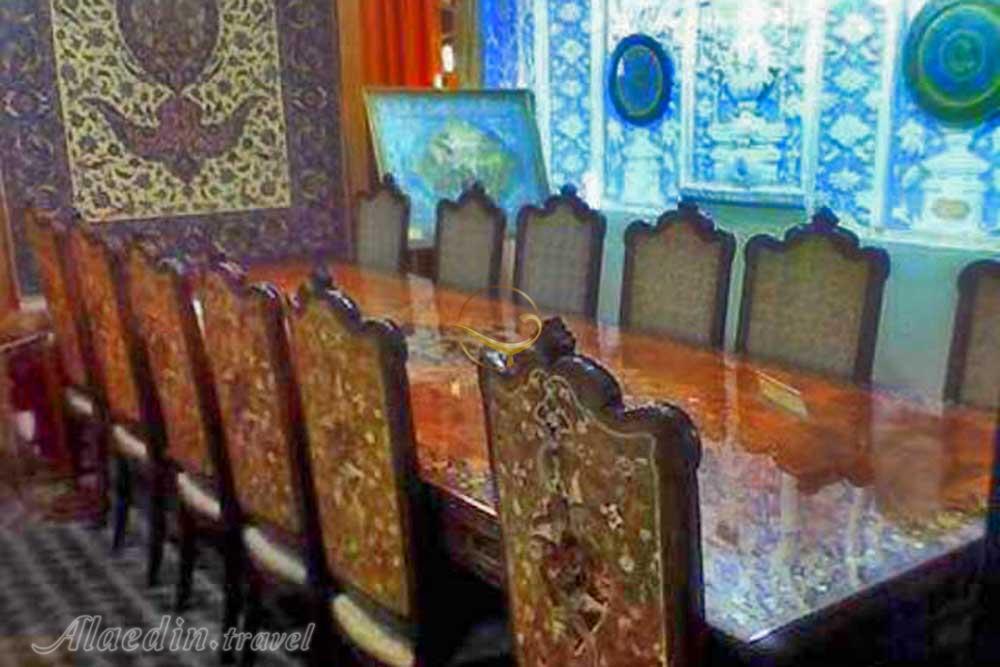 موزه هنرهای ملی ایران در تهران | علاءالدین تراول