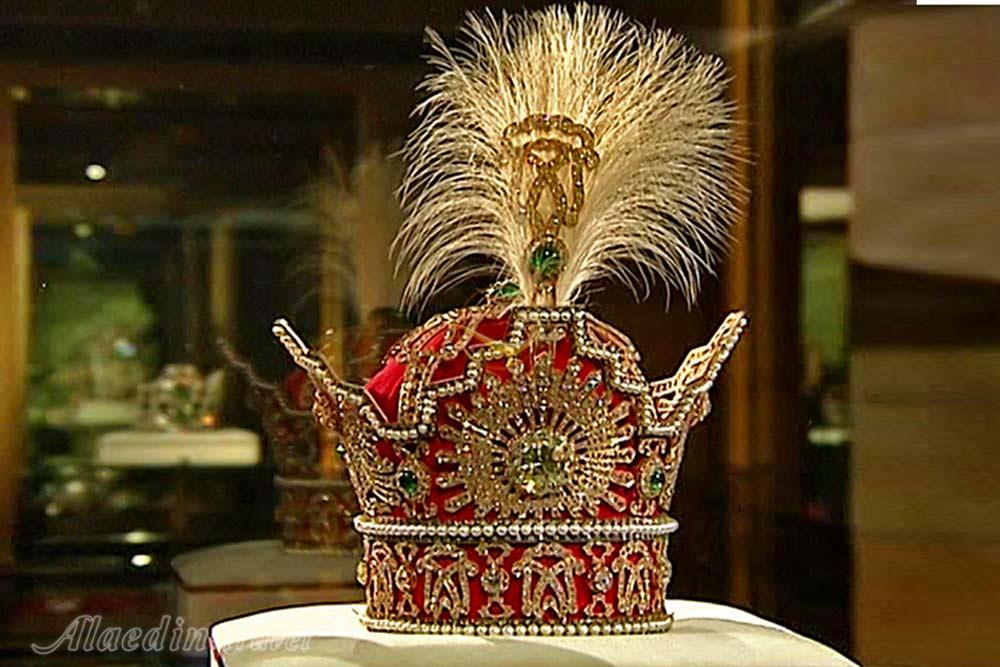 موزه جواهرات سلطنتی تهران (تاج پهلوی) | علاءالدین تراول