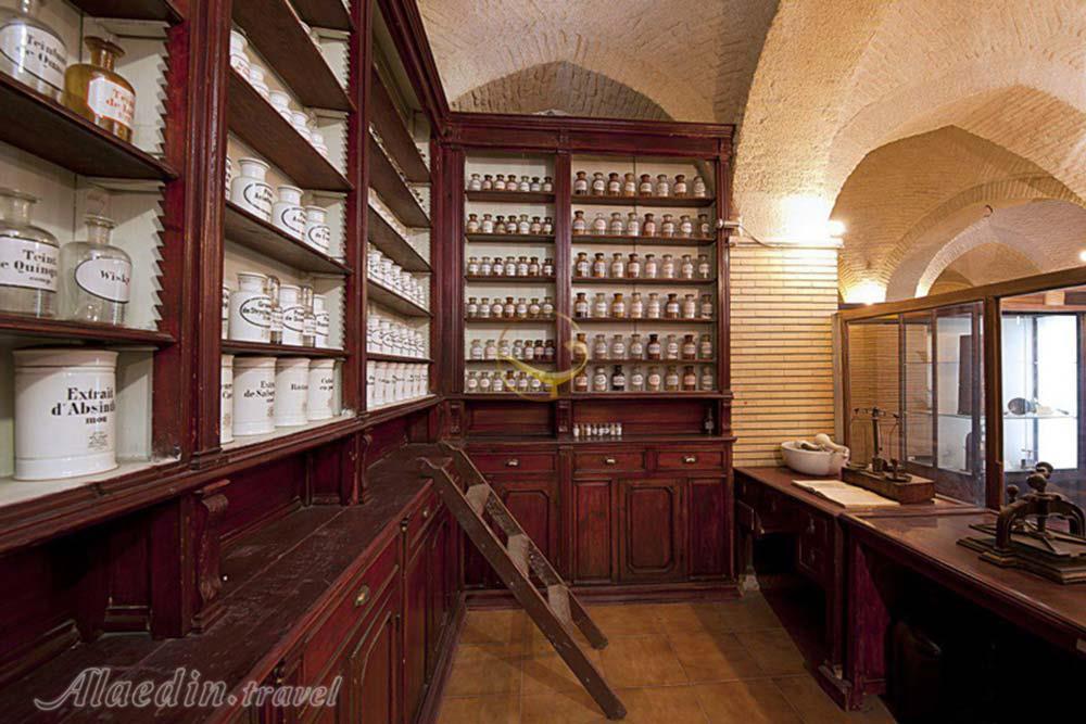 دواخانه نظامی تهران | علاءالدین تراول