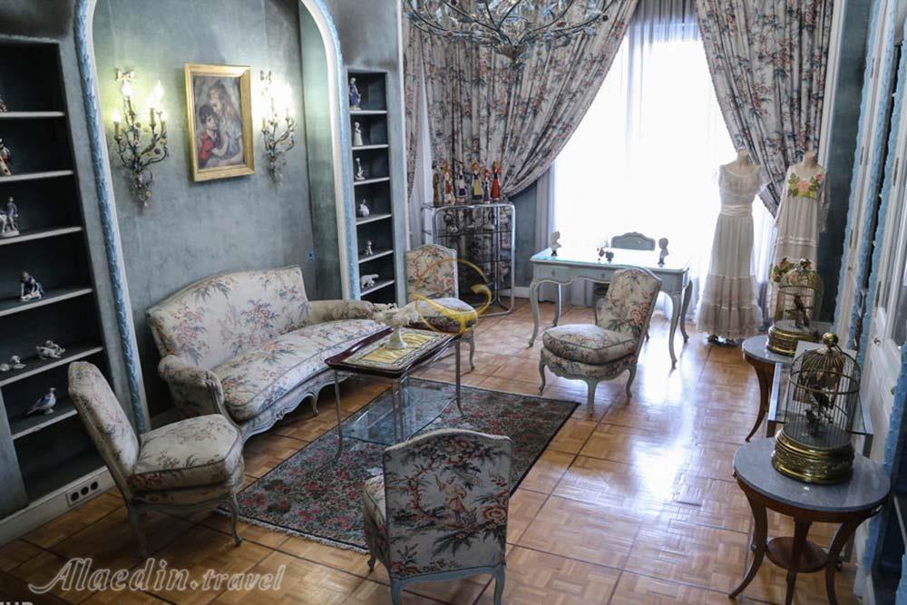 کاخ نیاوران تهران | علاءالدین تراول