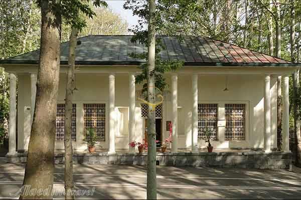 موزه آلبوم های سلطنتی و اسناد سعدآباد