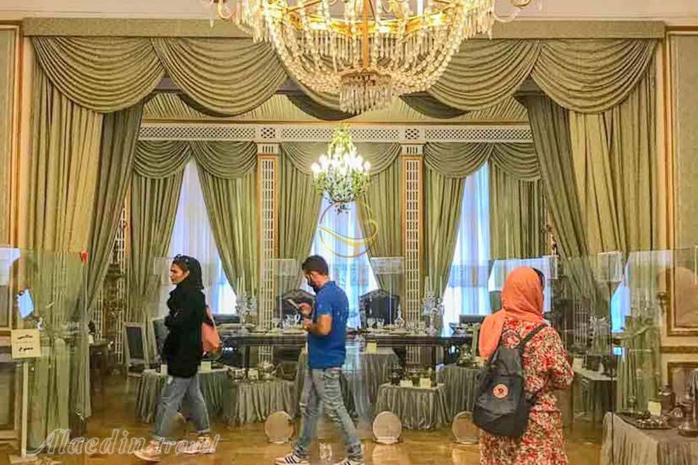 موزه ظروف سلطنتی کاخ سعدآباد تهران | علاءالدین تراول