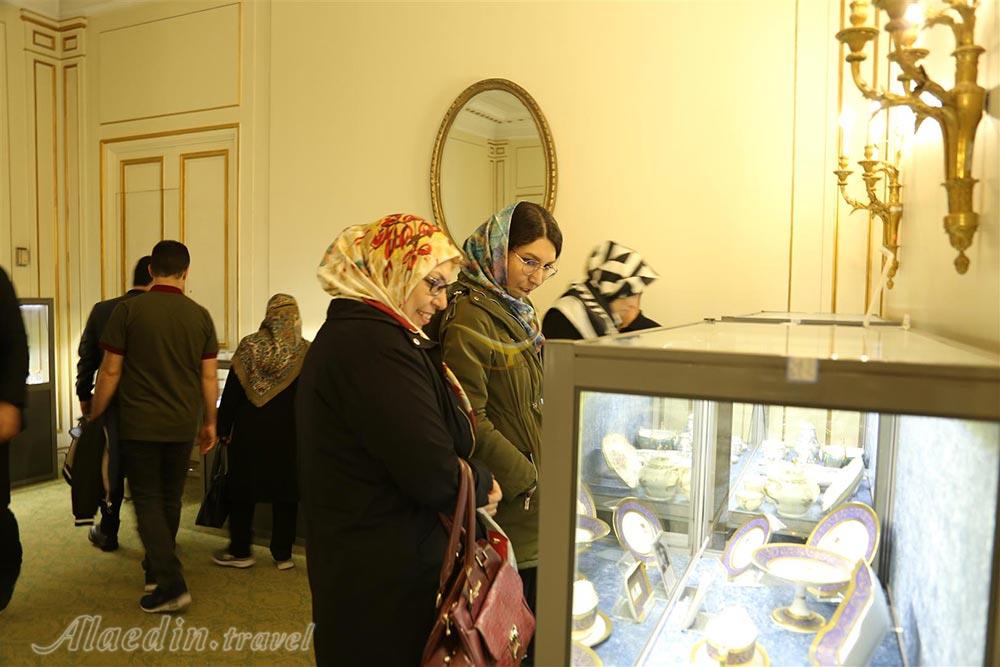 موزه ظروف سلطنتی کاخ سعدآباد تهران | علاءالدین تراول