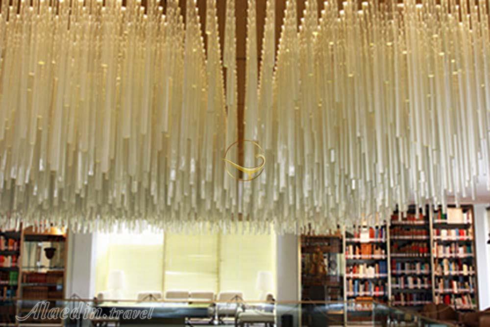 موزه کتابخانه سلطنتی کاخ نیاوران تهران | علاءالدین تراول