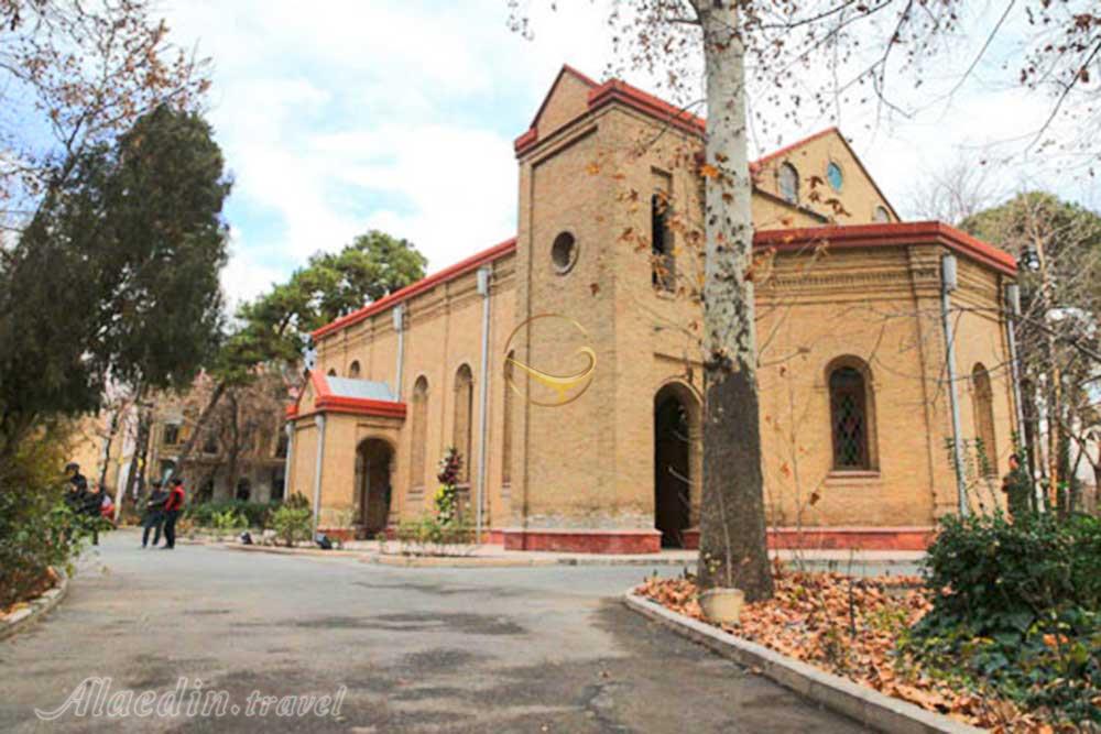 کلیسا انجیلی حضرت پطرس مقدس تهران | علاءالدین تراول