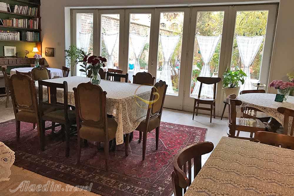 کافه تهرون تهران | علاءالدین تراول