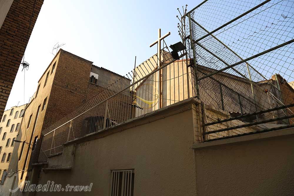 کلیسای انجیلی ارامنه حضرت یوحنا در تهران | علاءالدین تراول