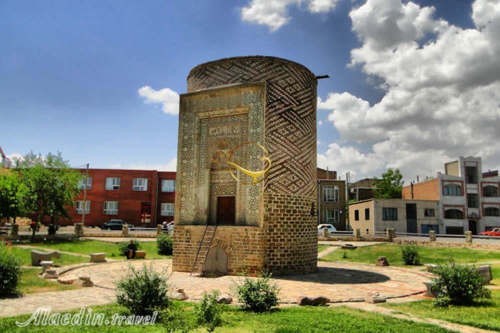 برج سه گنبد ارومیه | علاءالدین تراول