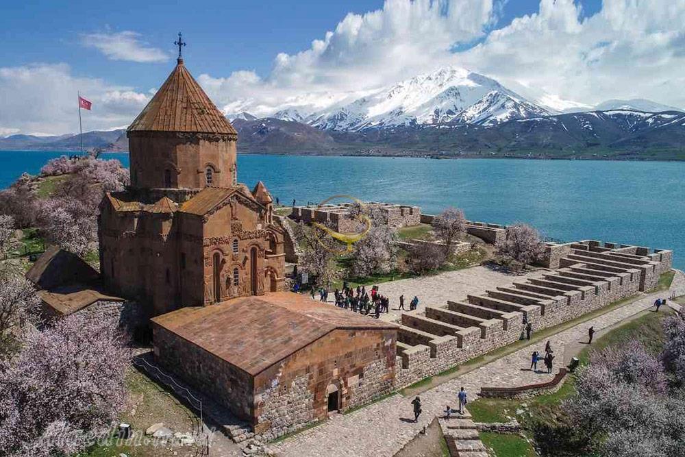 جزیره آختامار در وان - ترکیه | علاءالدین تراول